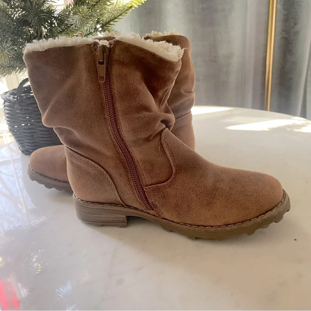 - EVA & ZOE Girl's 'SCRUNCHIE' Tan TALL BOOT - 12